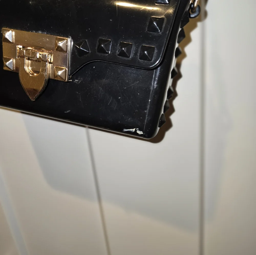 Black crossbody